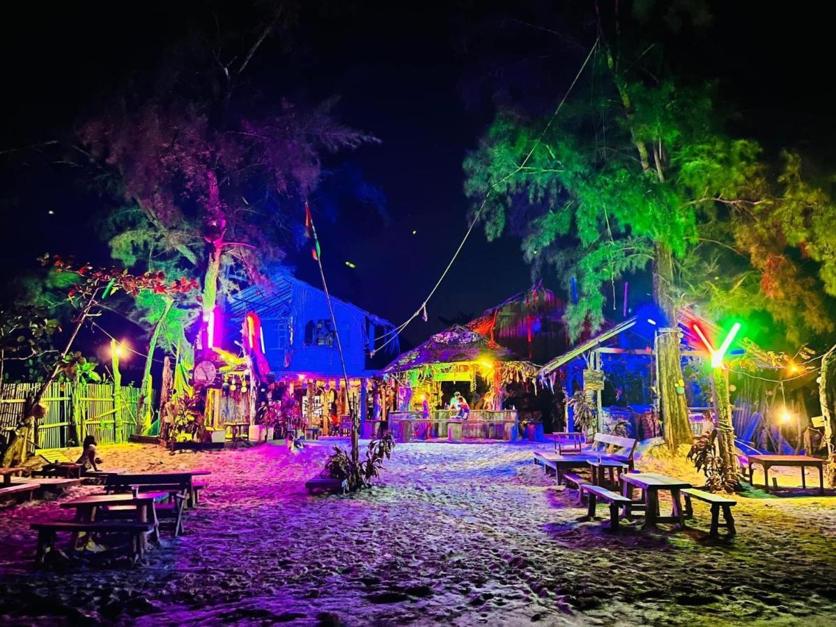 Rasta Baby Bar & Bungalows - Suitable For Young Travelers Koh Phayam Exterior photo