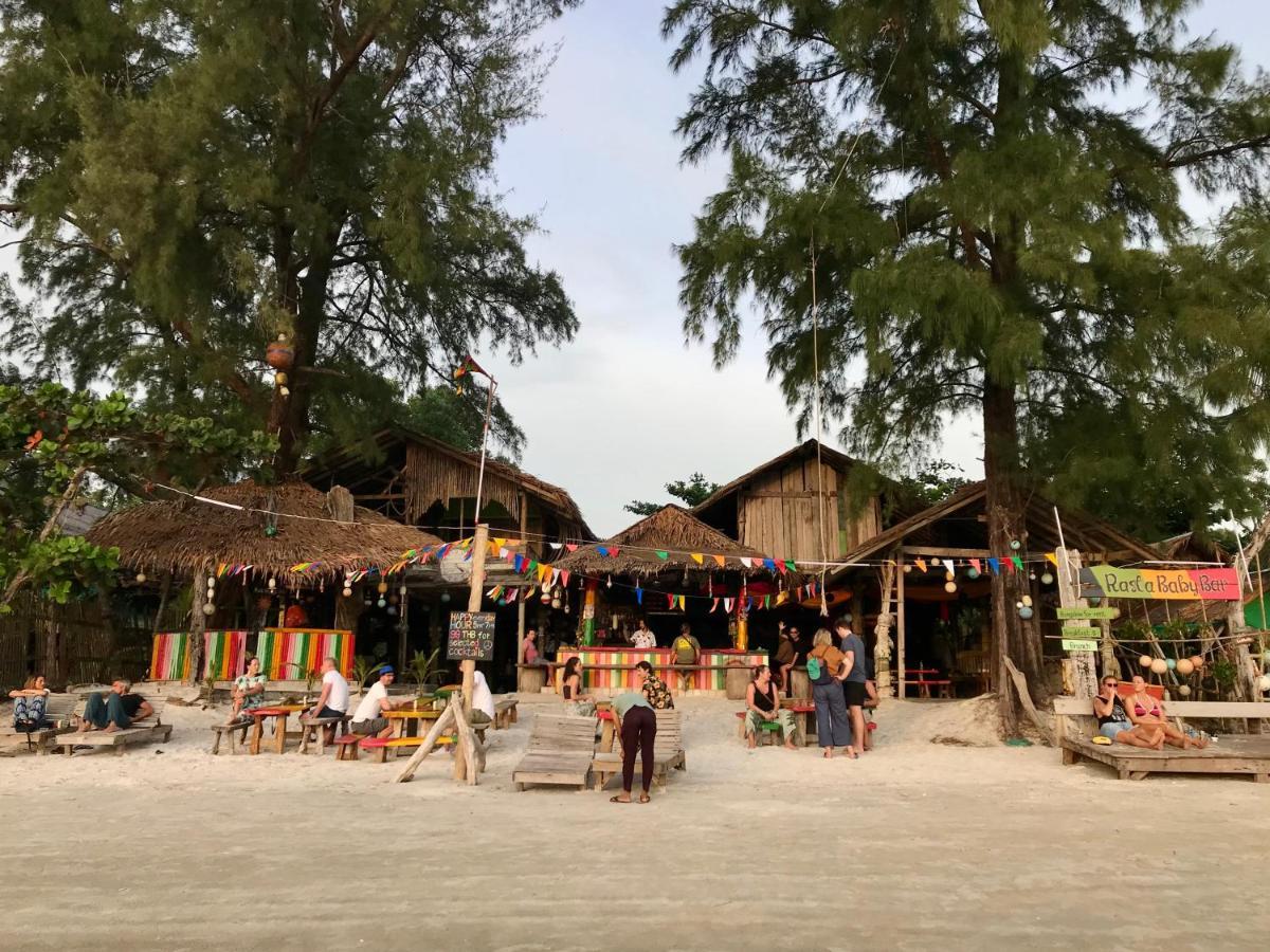 Rasta Baby Bar & Bungalows - Suitable For Young Travelers Koh Phayam Exterior photo